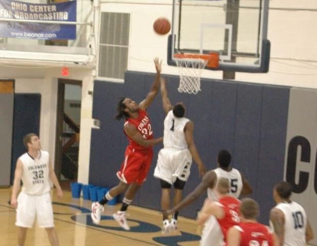 Justin Edmonds scores two of his 25 points against No. 3 Columbus State. Photo by Nicholas Huenefeld