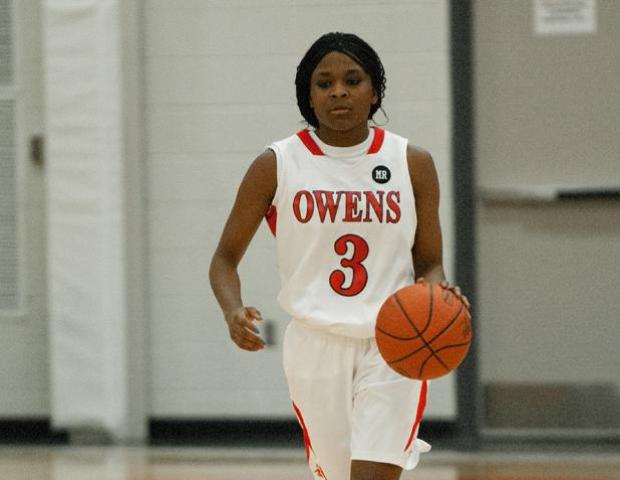 Kieona Foster finished with 10 points, 14 rebounds, four assists and two steals in 26 minutes against Lakeland. It was her seventh double figure rebounding game of the season and her third with 14. Photo by Seth Foley