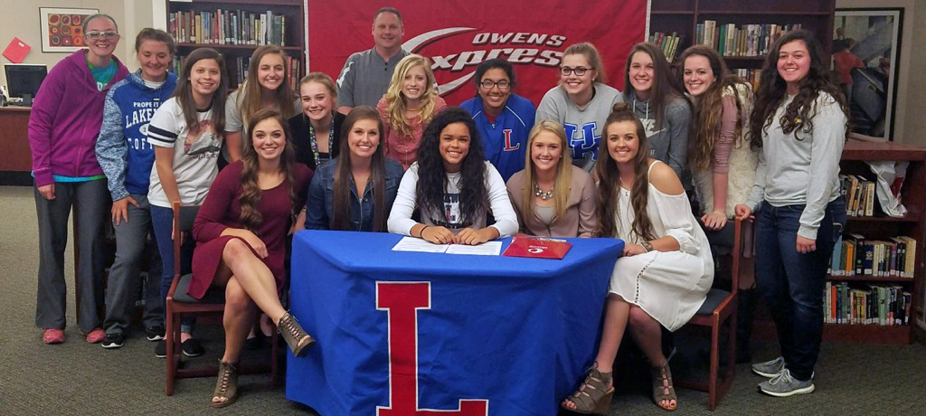 Hebron Lakewood's Brooks-Harris Adds Size To Owens WBB Recruiting Class
