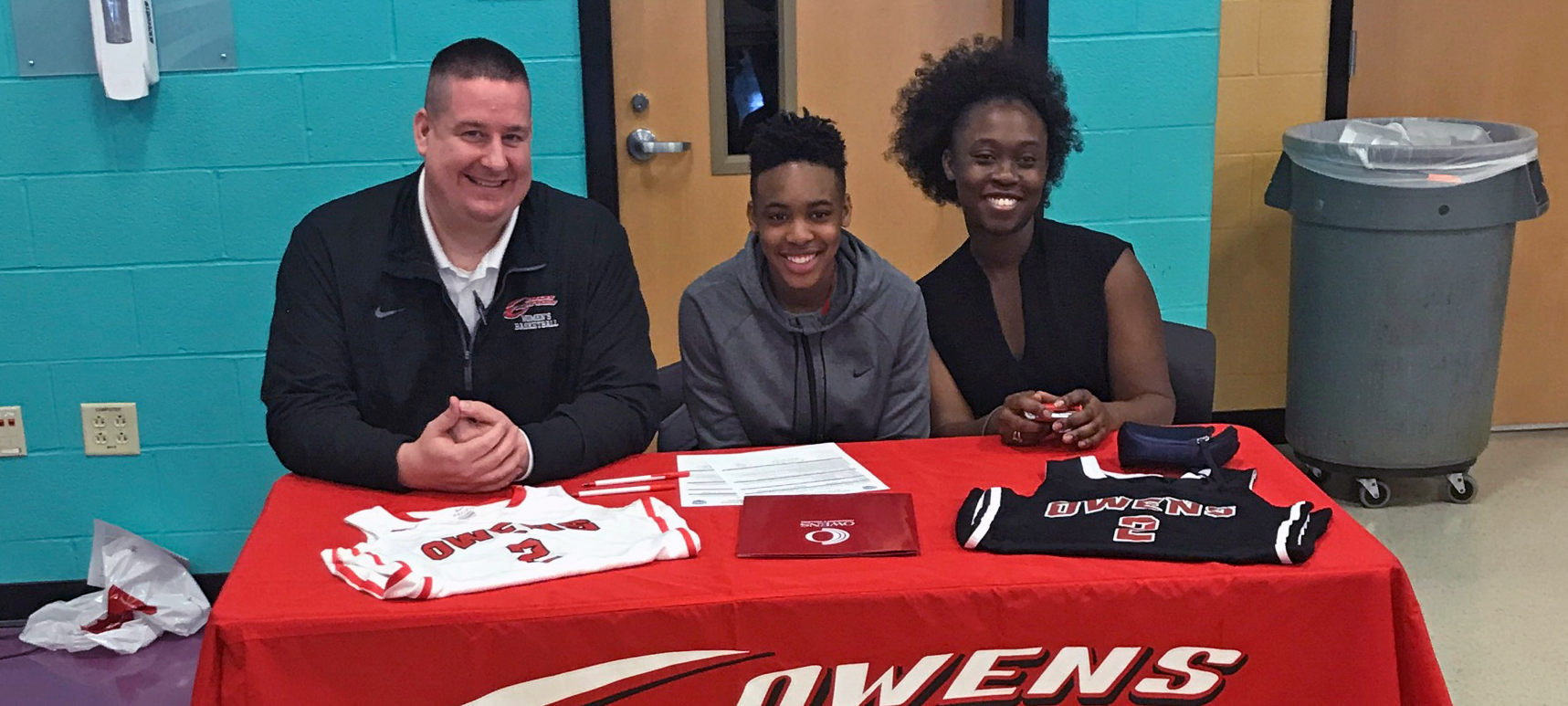 Akron Buchtel's Hatcher Signs With Owens WBB, Adds Depth To PG Position