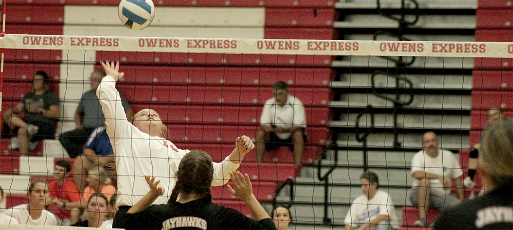 Olivia Hermiller makes an attack. Photo by Nicholas Huenefeld/Owens Sports Information