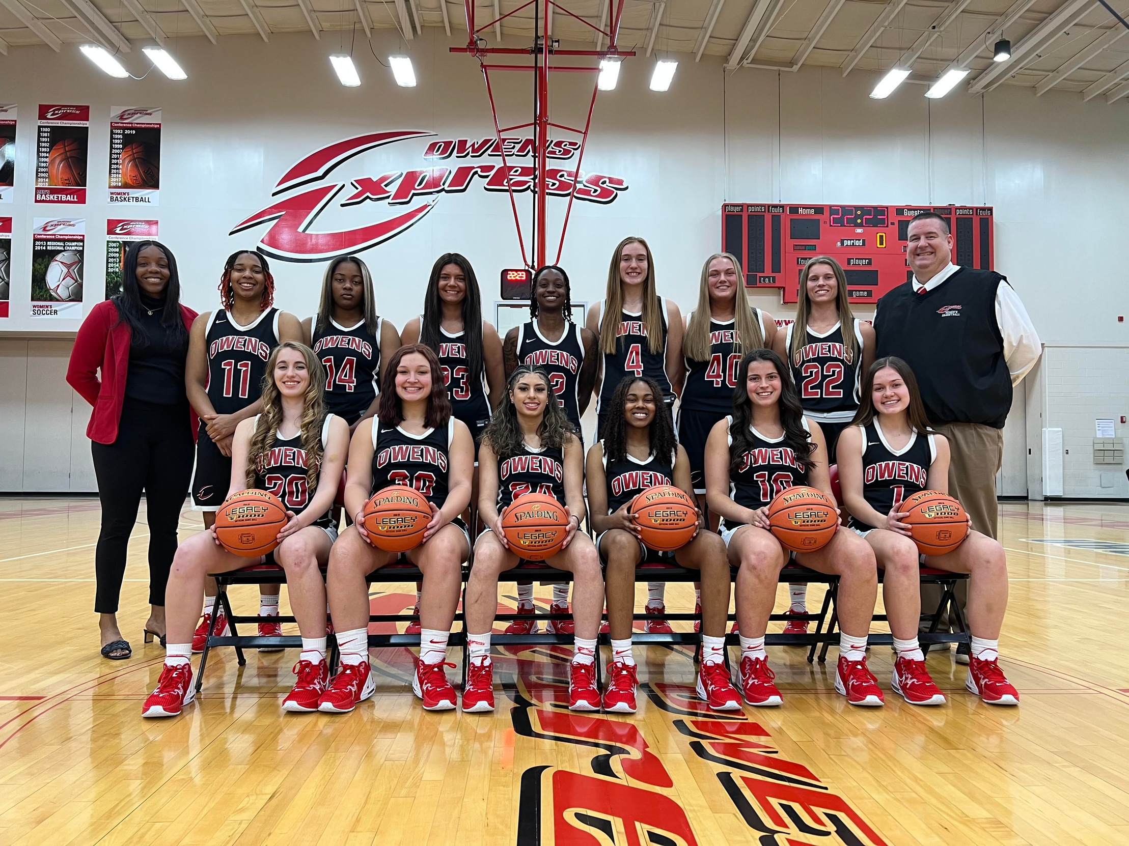 Express Women's Basketball - Defending Champions back for another year!