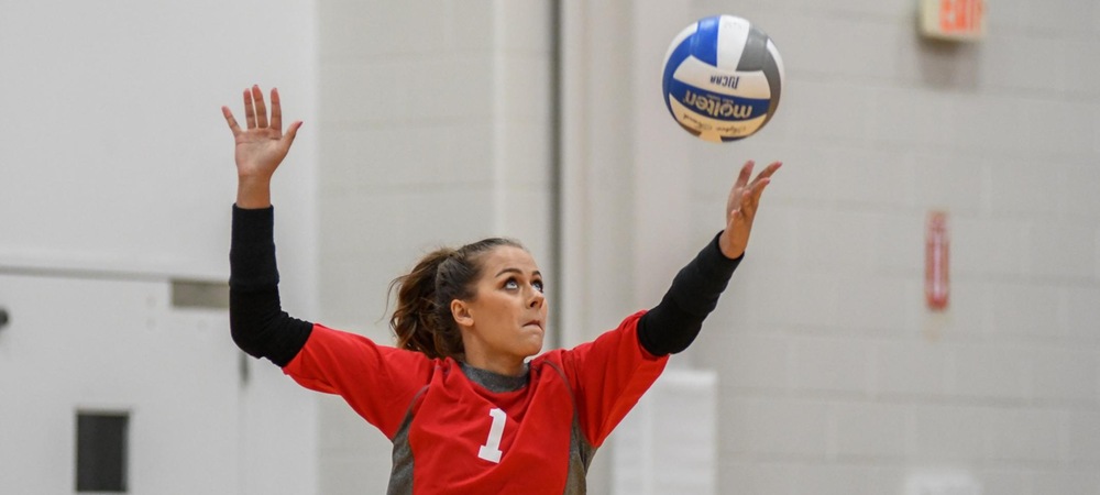 Sydnie Meinke had season-bests in kills (10) and aces (5) in Wednesday's win over Lakeland.